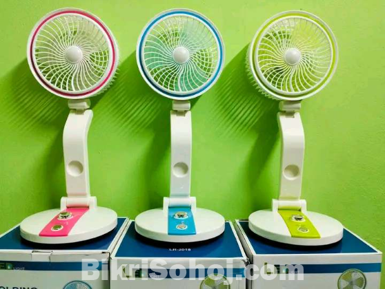 LR folding fan